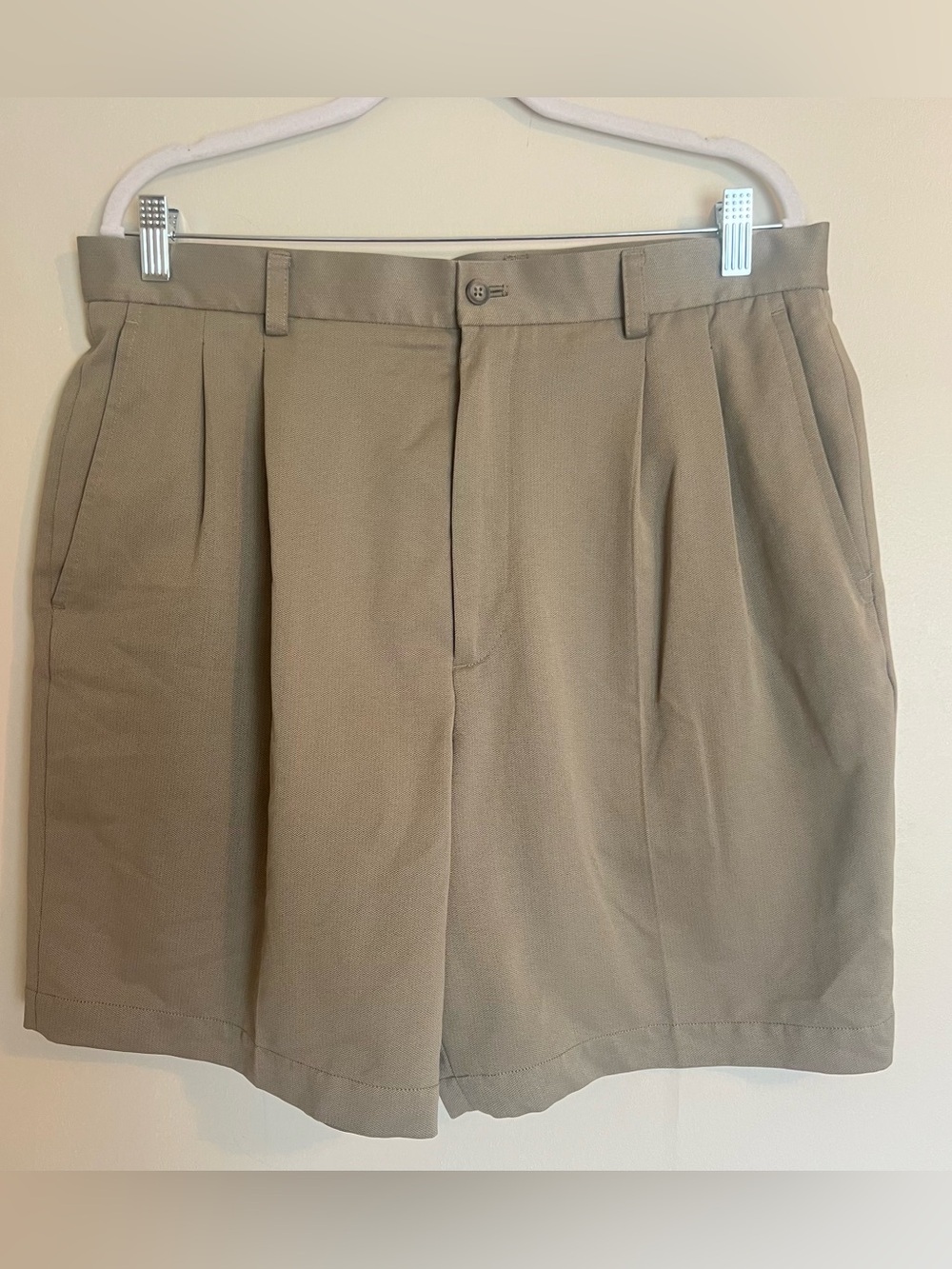 Claiborne Men's Flat Front Shorts in Khaki
